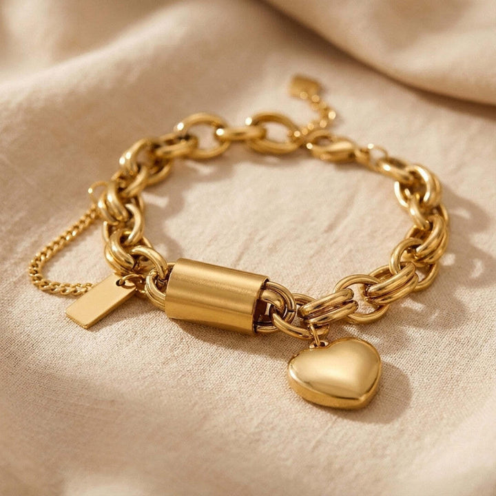 Bracciale a Maglie con Cuore Dorato