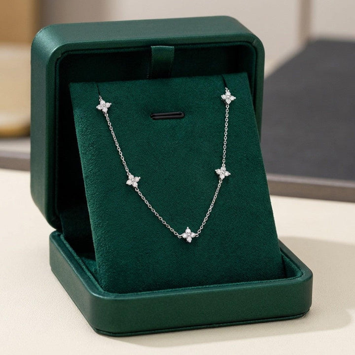 Collana in Zirconia Incastonata a Fiori