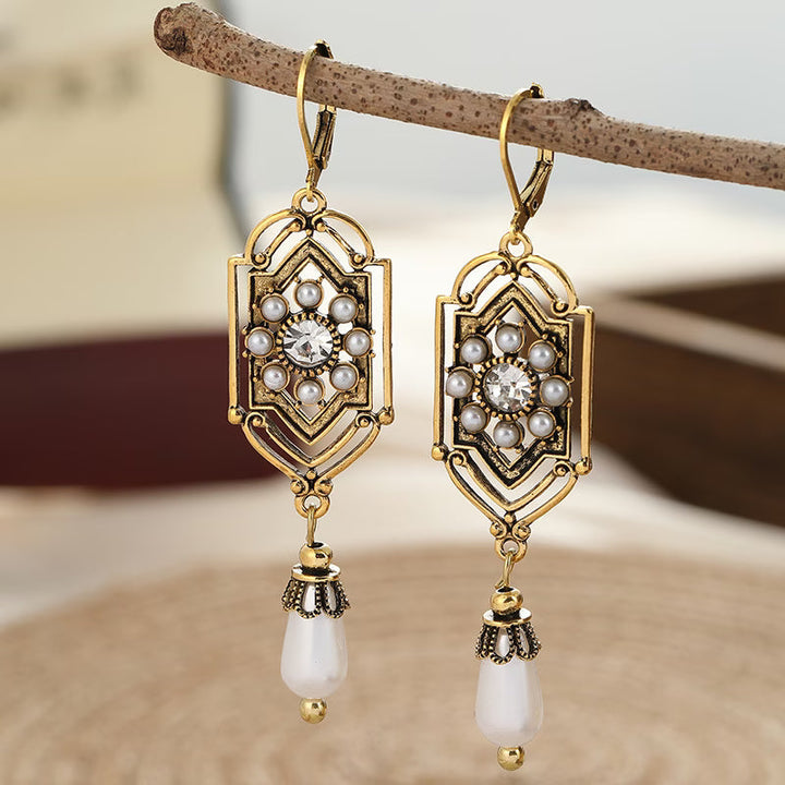 Orecchini Vintage Incastonati in Oro e Perle
