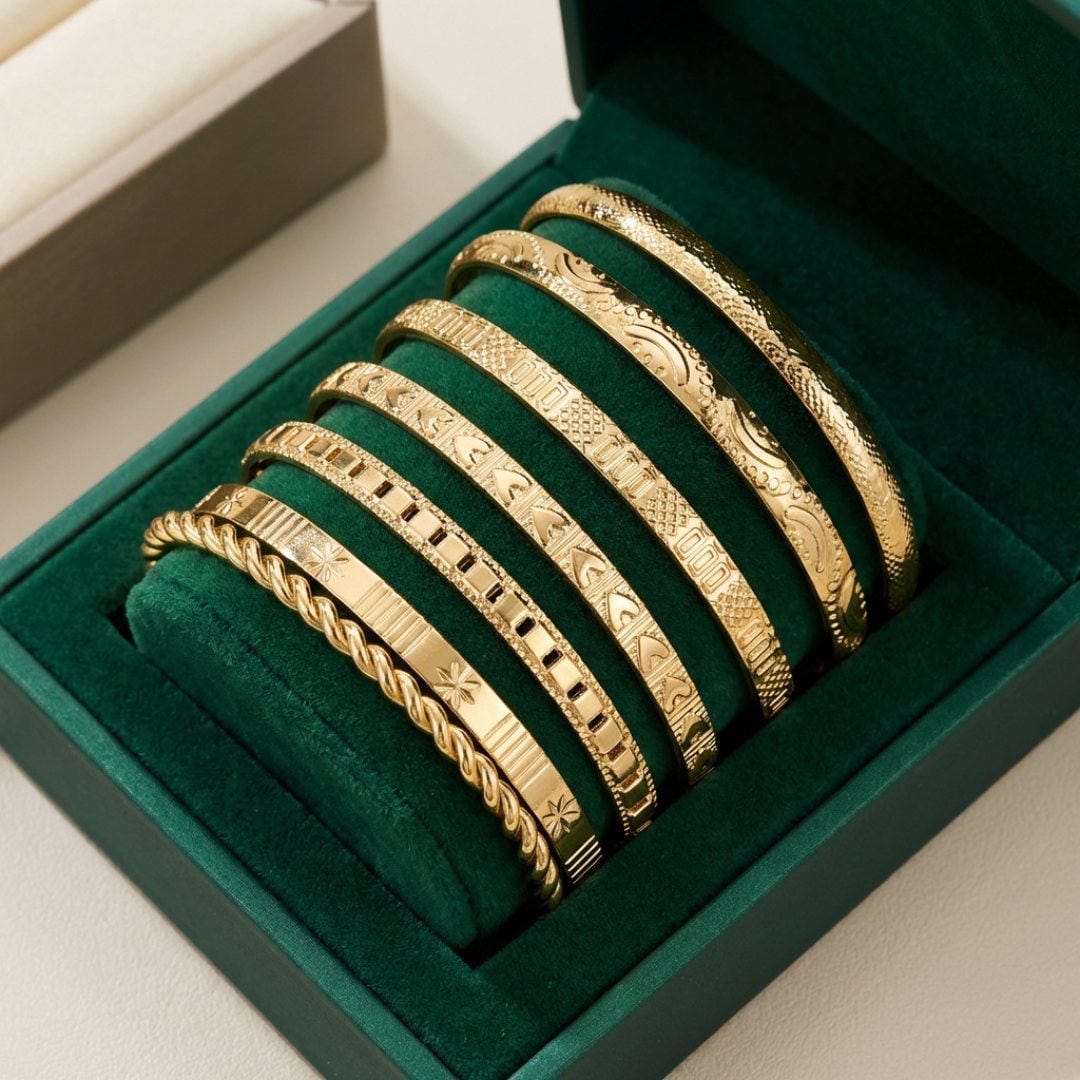 Set di Bracciali a Bangle Aperto in Oro