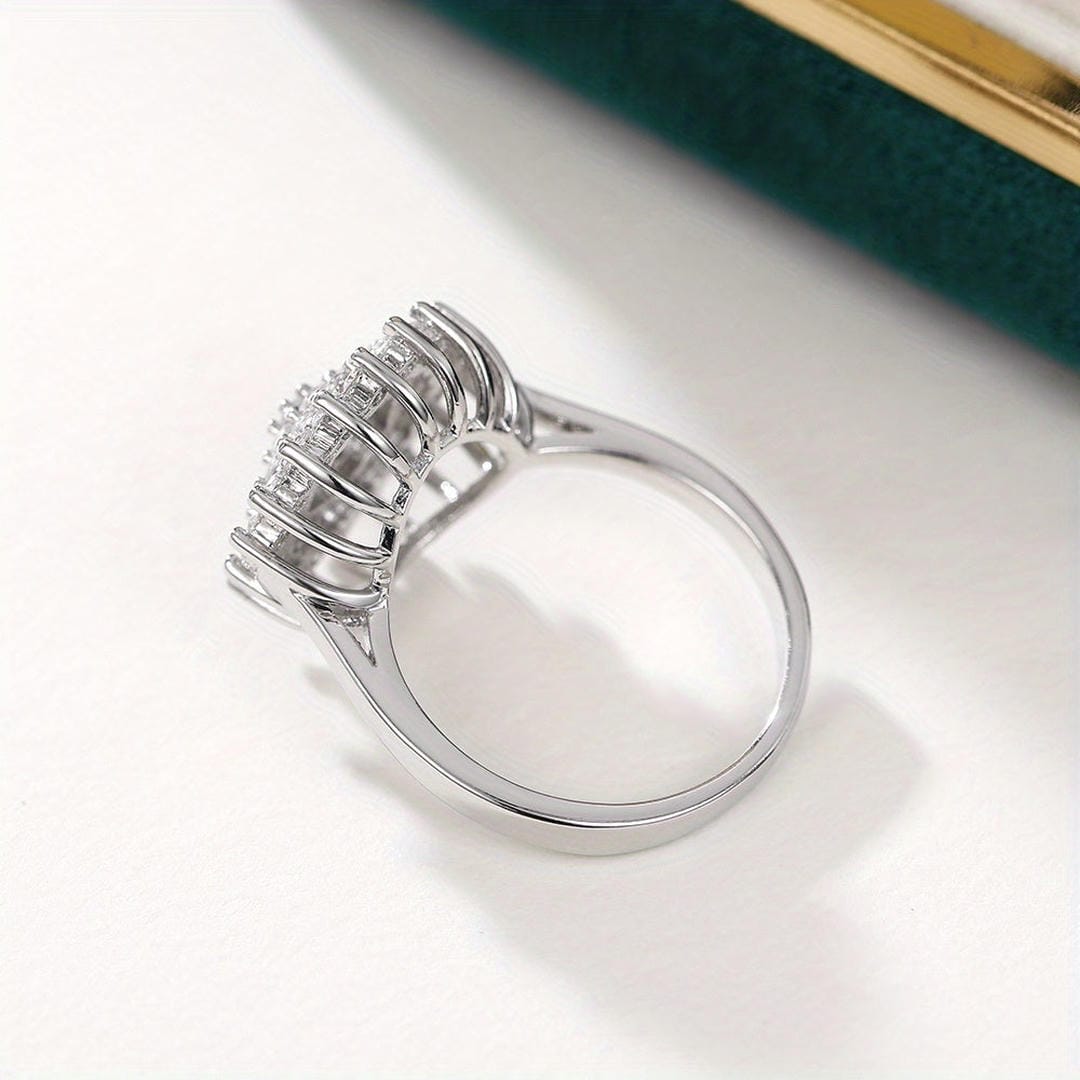 Anello Dichiarazione con Cristalli a Cluster Halo