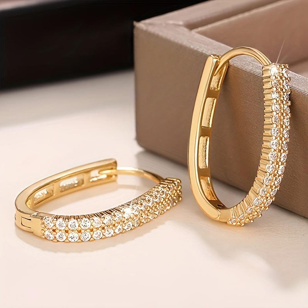 Orecchini Circolari Eleganti in Zirconia