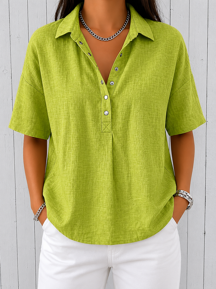 Ava | Blusa con Collo e Dettagli con Bottone
