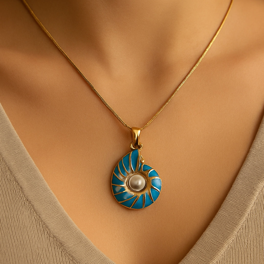 Collana con Ciondolo a Perla di Conchiglia