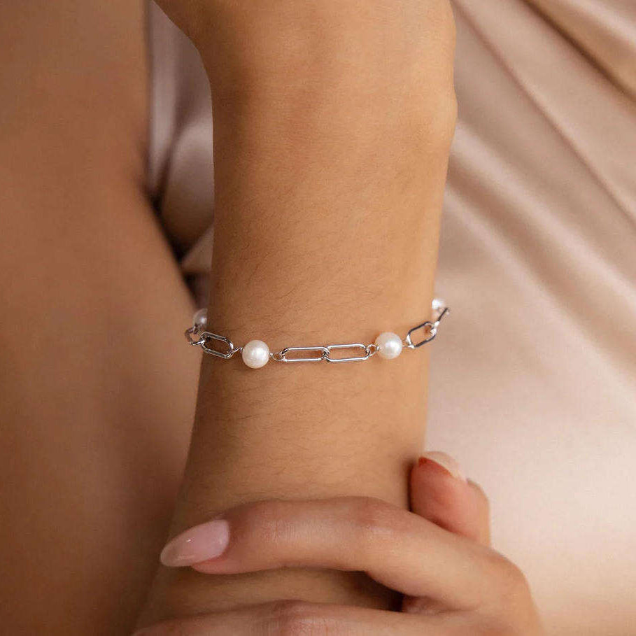 Bracciale a Catena di Perle Senza Tempo