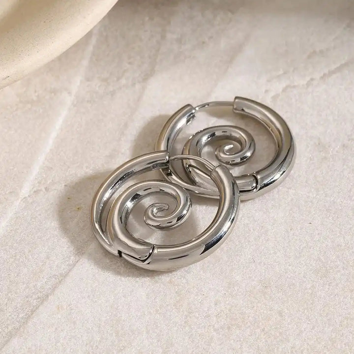 Orecchini a Spirale in Oro Senza Tempo