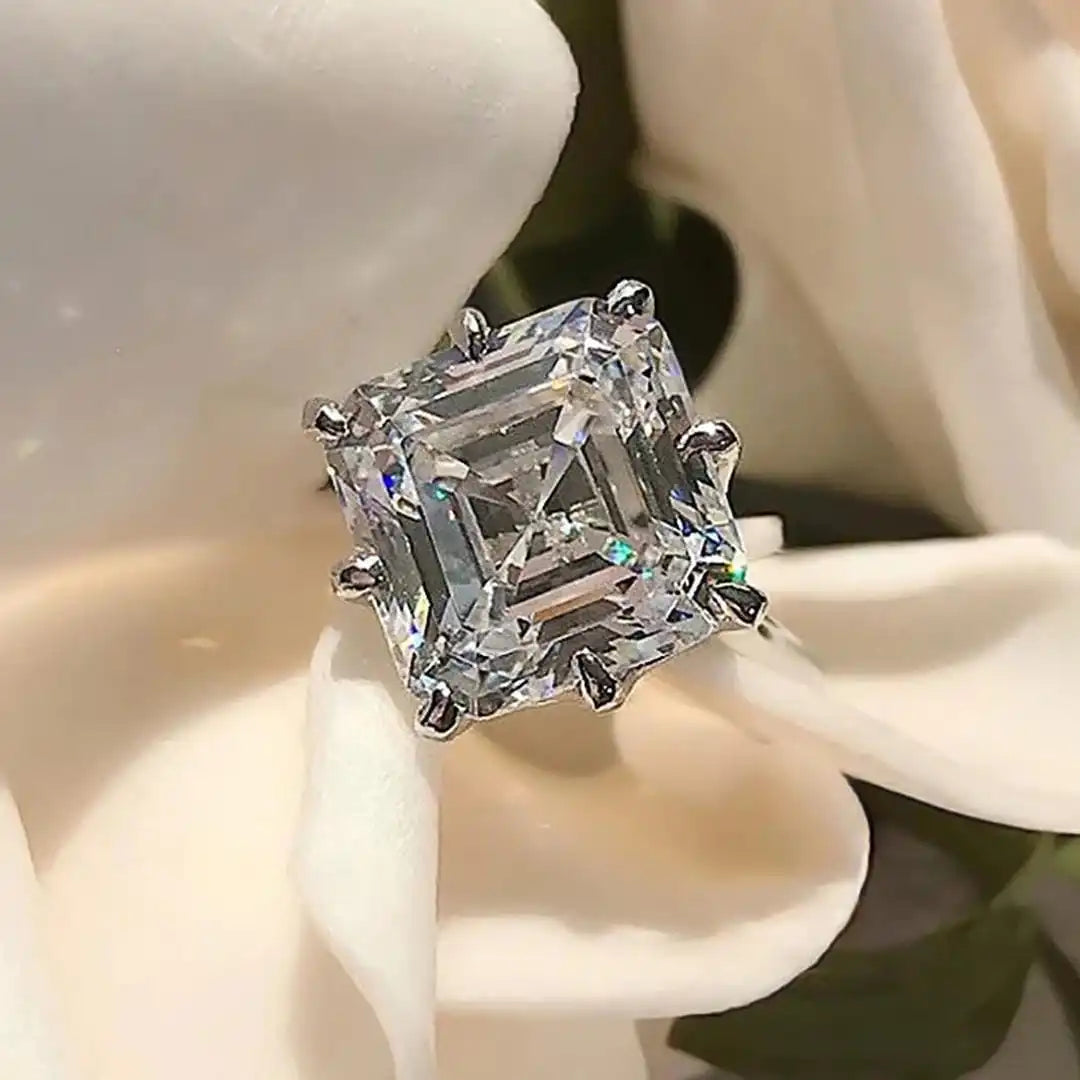 Anello in Zirconia Cubica Oro Senza Tempo
