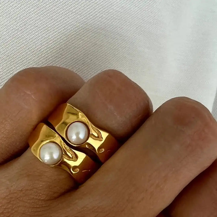 Anello Vintage in Oro con Perla