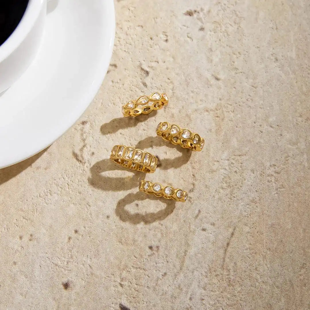 Set di Anelli in Zirconia Baguette