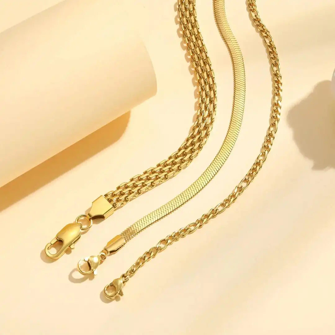Set di Bracciali Impilabili con Perle Dorate