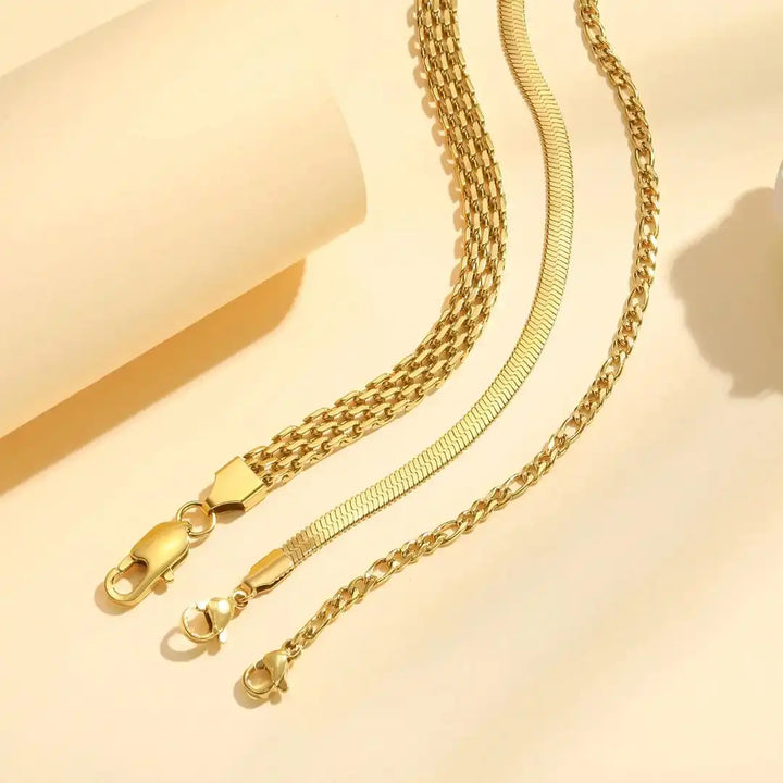 Set di Bracciali Impilabili con Perle Dorate