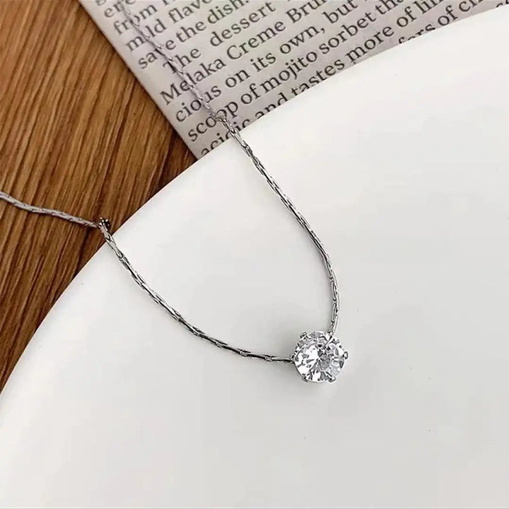 Collana con Pendente Solitario Delicato
