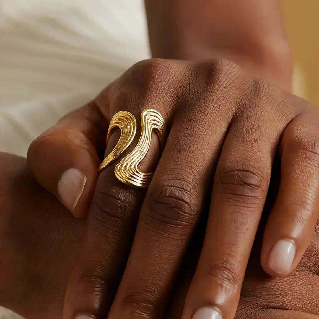 Anello in Oro Sottile con Perline