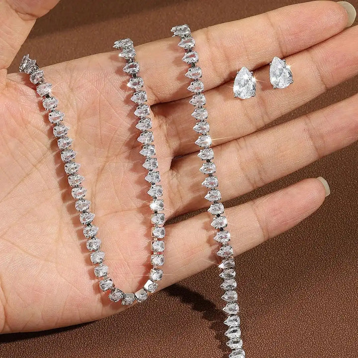 Splendido Set Completo di Zirconia Cubica Trasparente