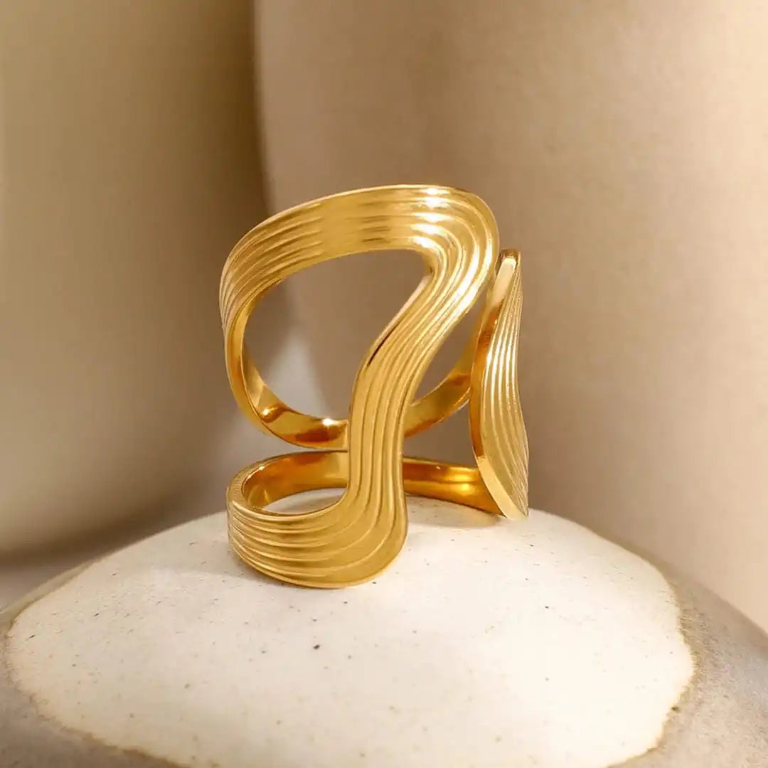 Anello in Oro Sottile con Perline