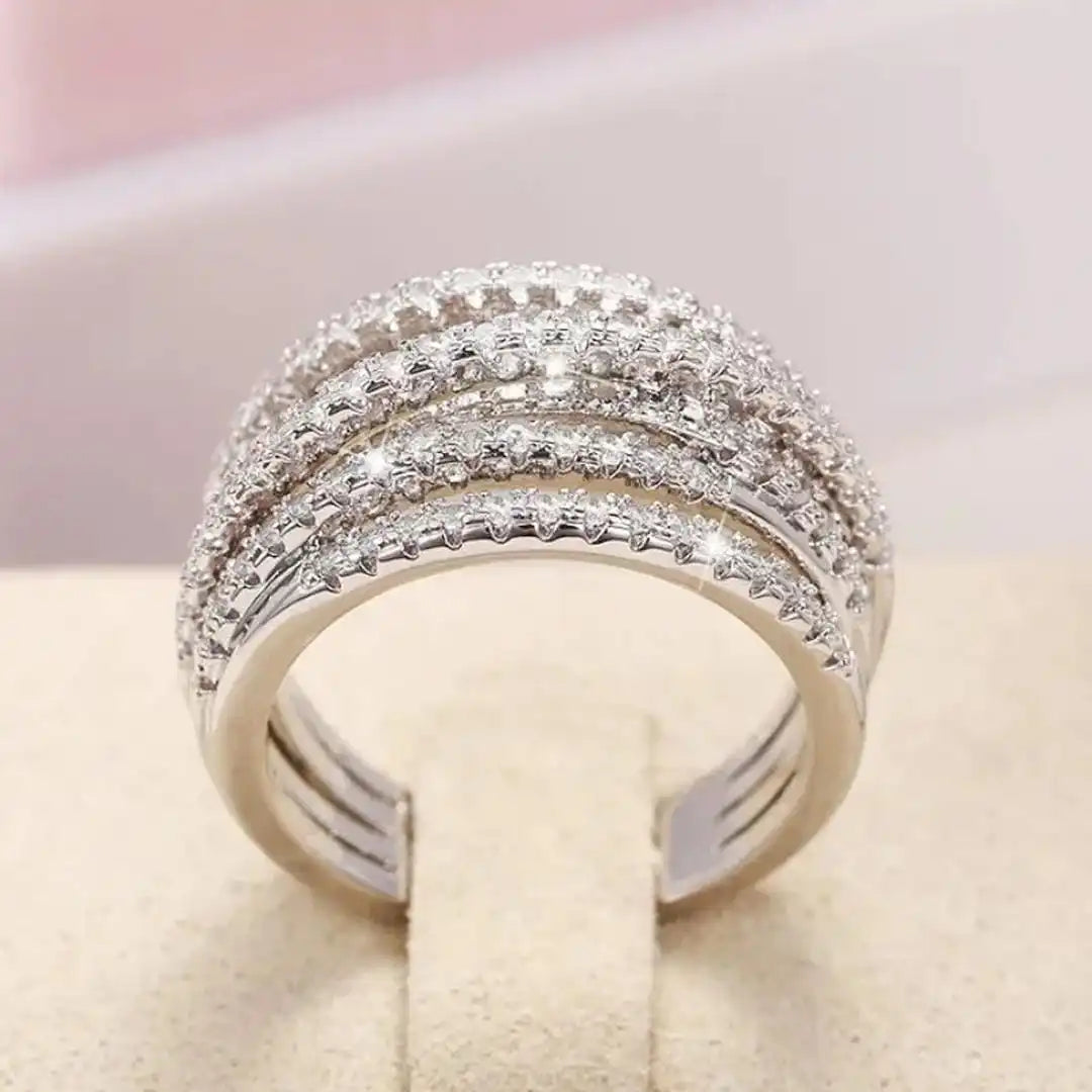 Anello a Croce in Zirconia Stratificata