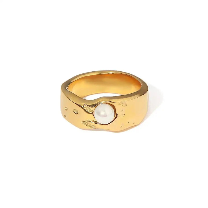 Anello Vintage in Oro con Perla