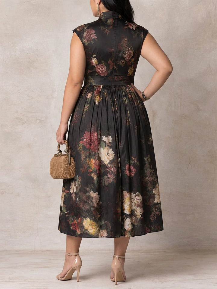 Patricia | Abito Midi Plissettato in Raso Nero con Fiori