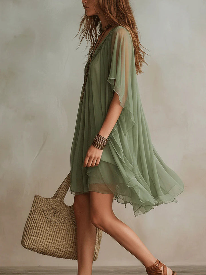 Vestito Mini Fluttuante in Chiffon Verde con Scollo a V