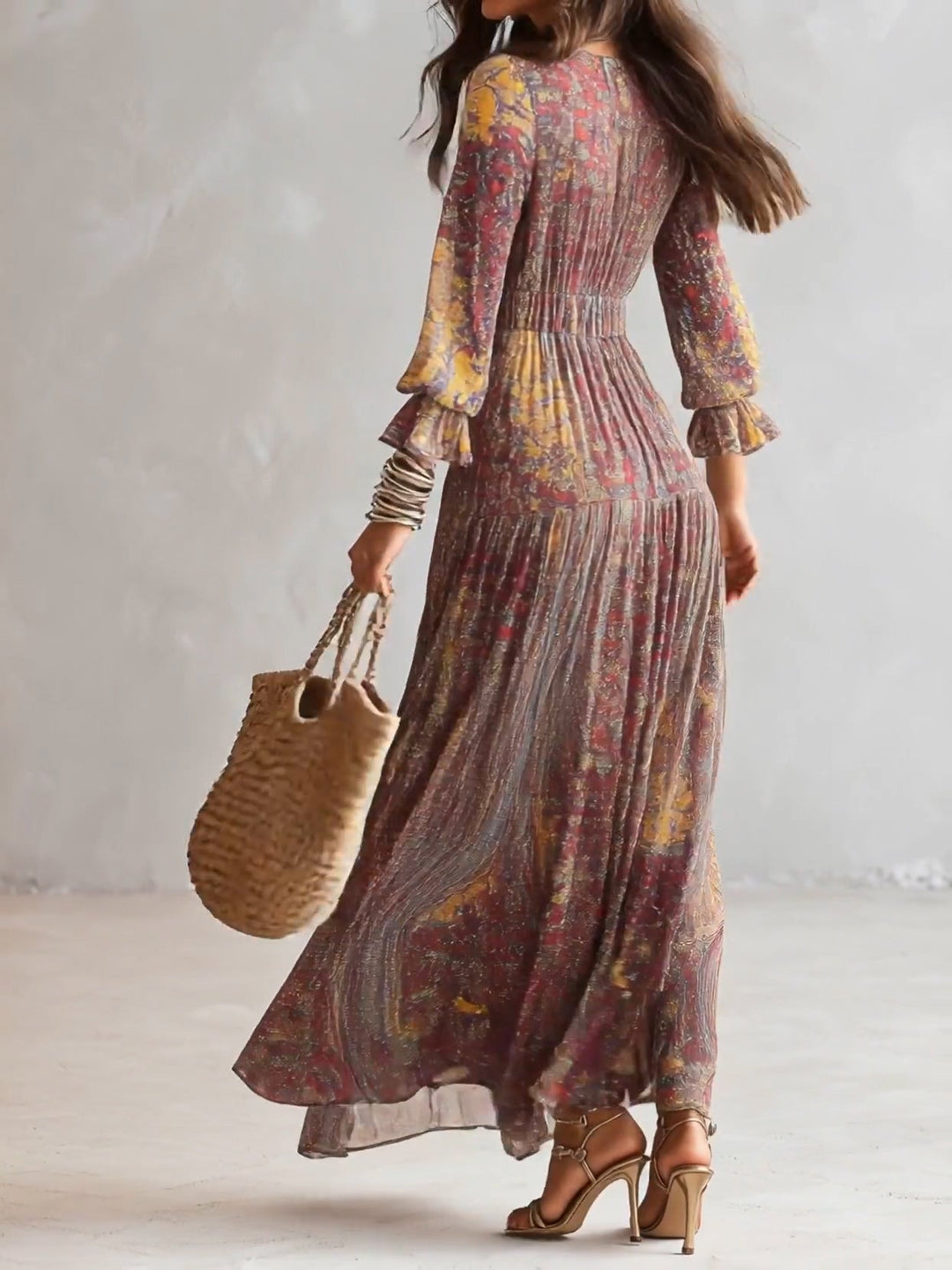 Abito Maxi in Chiffon con Stampa Paisley e Scollatura a V
