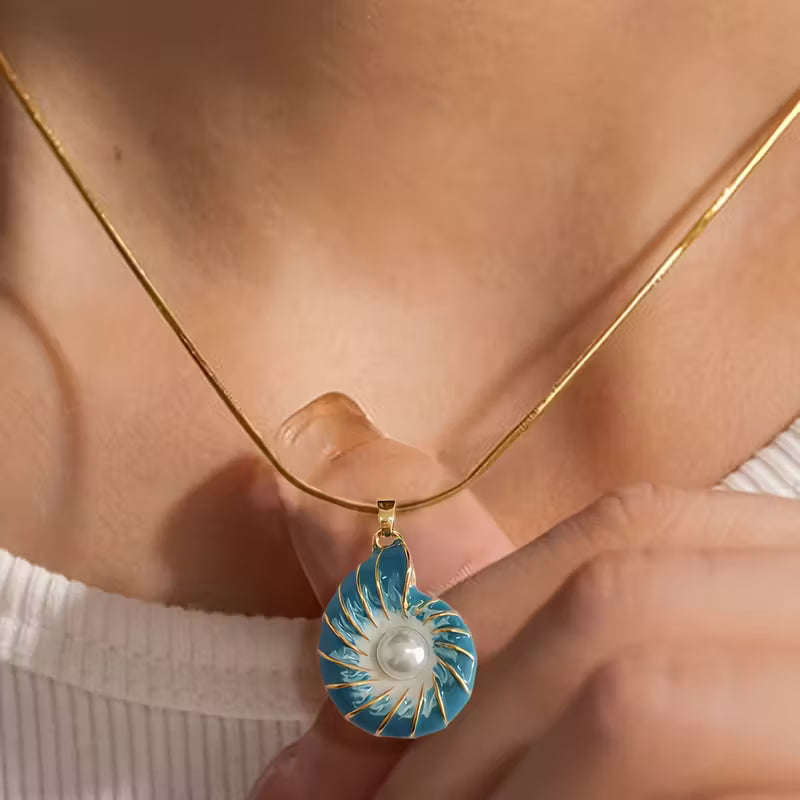 Collana con Ciondolo a Perla di Conchiglia