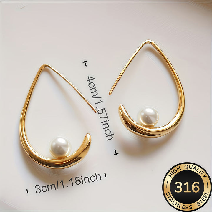 Orecchini a cerchio con perla crescent