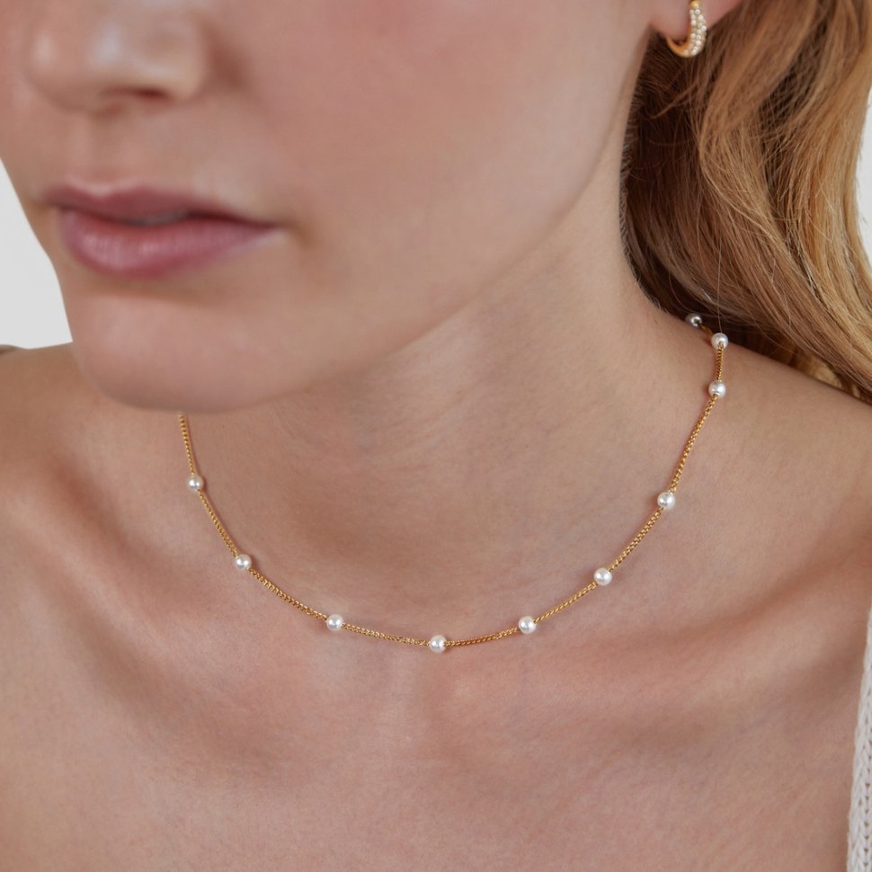 Collana d'Oro con Perle Senza Tempo
