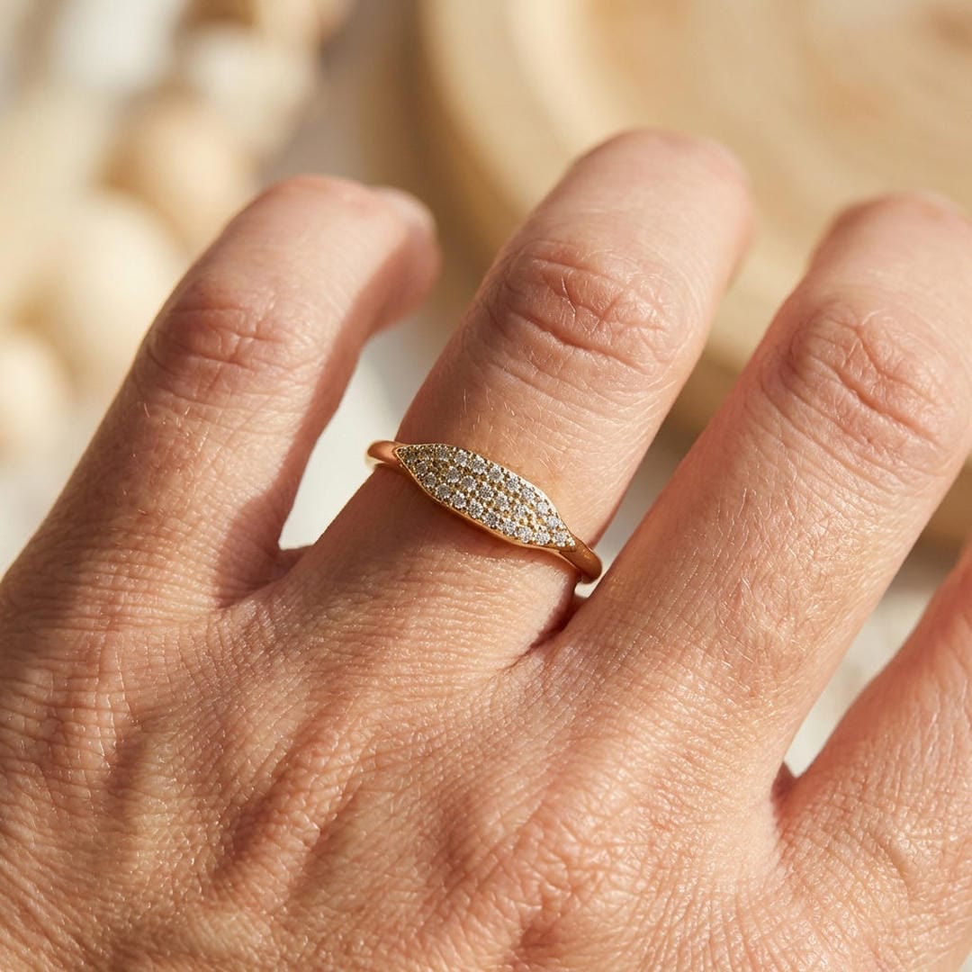 Anello Impilabile Pavé Marquise